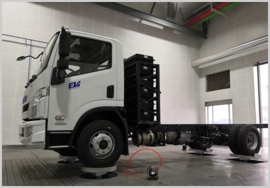 德国IST整车四立柱道路模拟机.jpg 德国IST整车四立柱道路模拟机.jpg